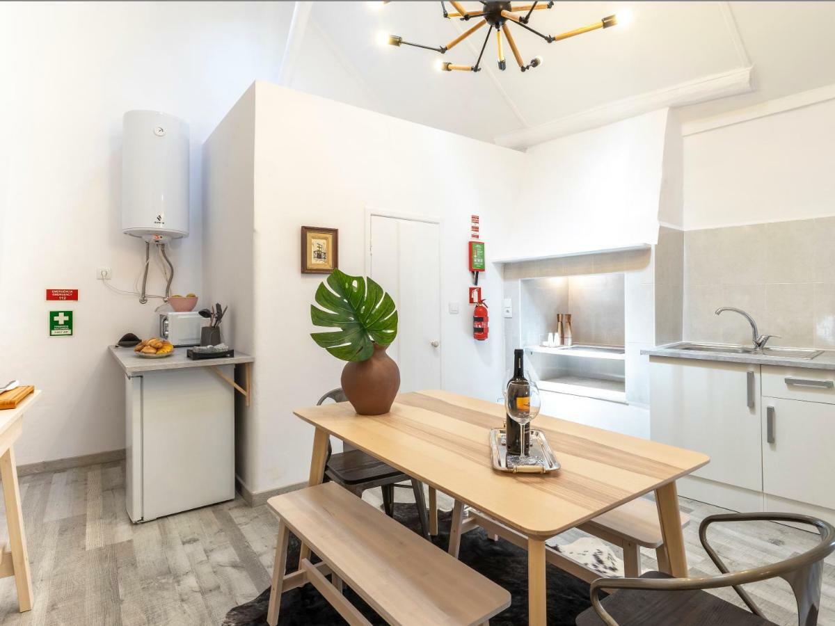 Lisbon Alfama Street View Apartment Luaran gambar